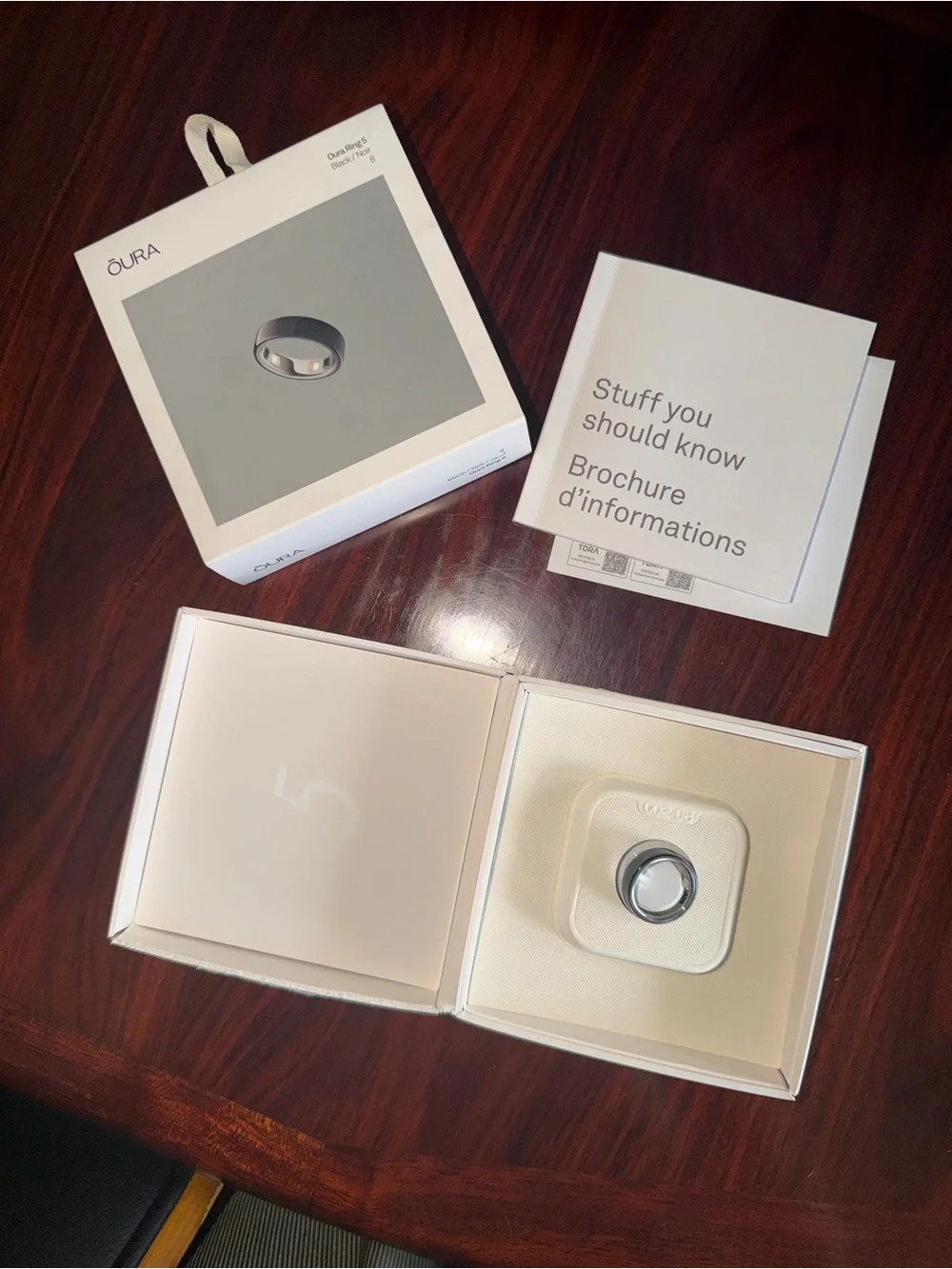 Oura Ring (Gen 5) Smart Ring - White with Silver Inner Band
